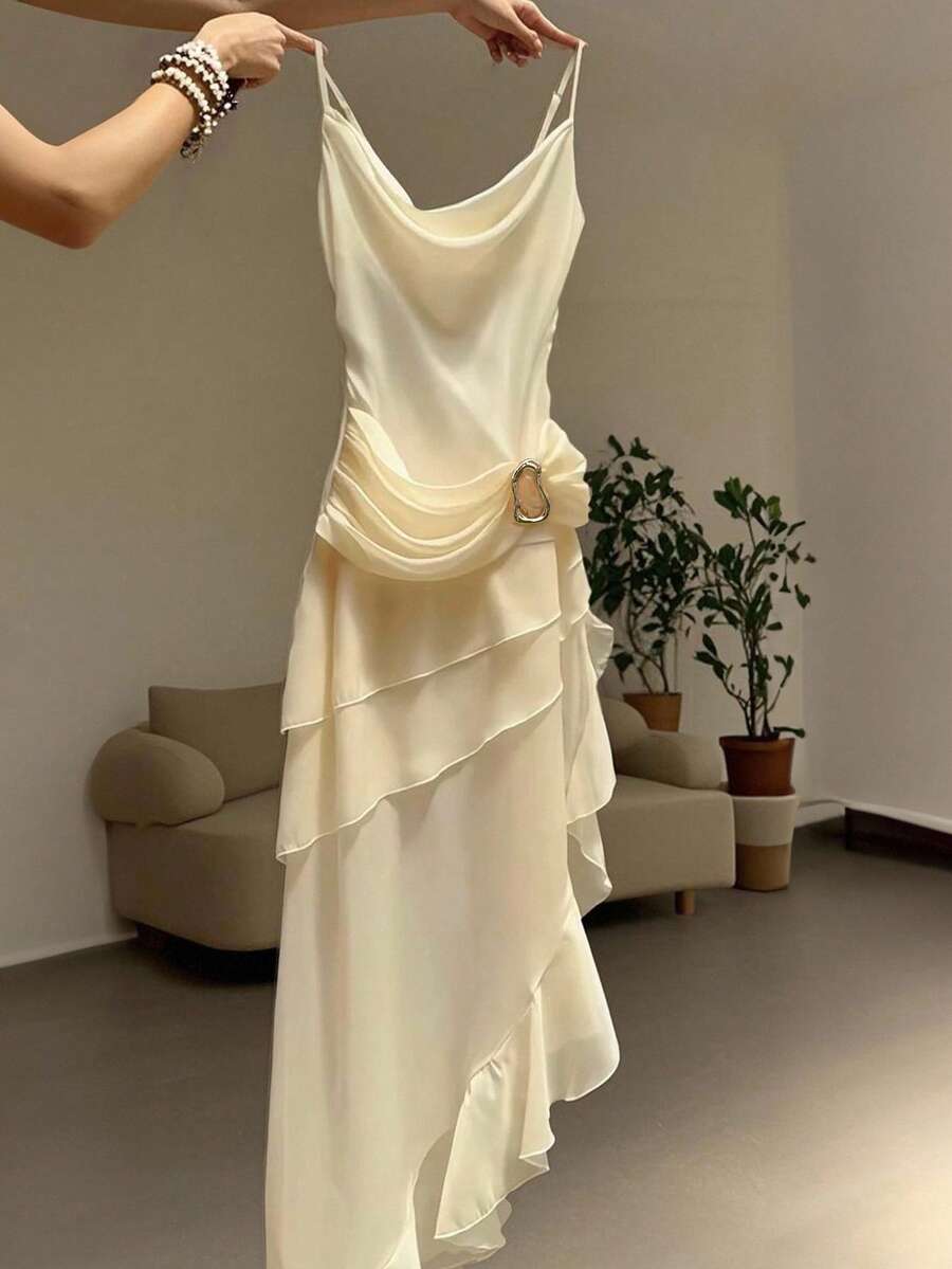 SHEIN فستان ماكسي سادة بكشكشة وياقة متدلية بلون مشمشي