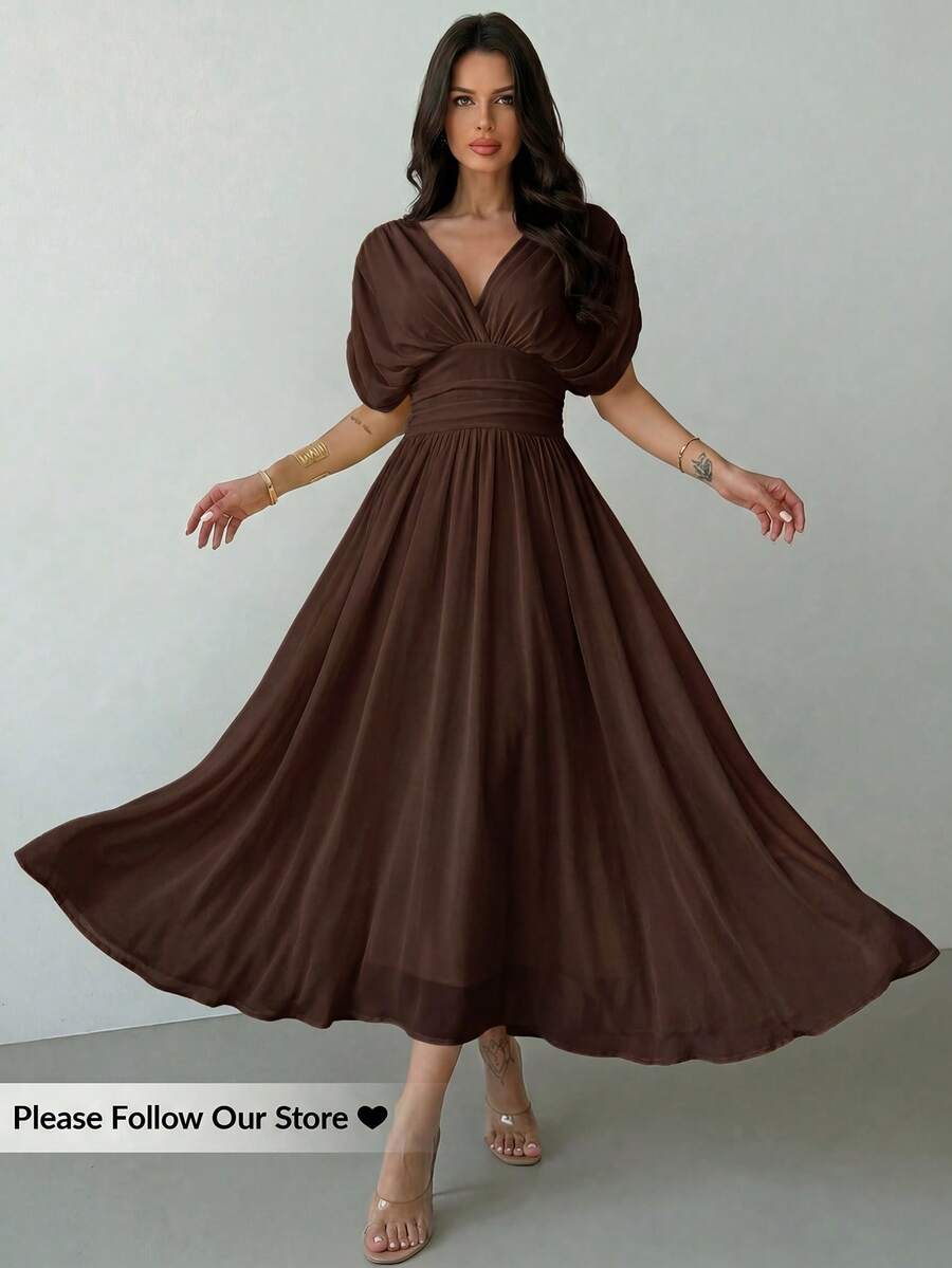 SHEIN Firerie فستان بني بأكمام خفاش مطوية وذيل مكشكش