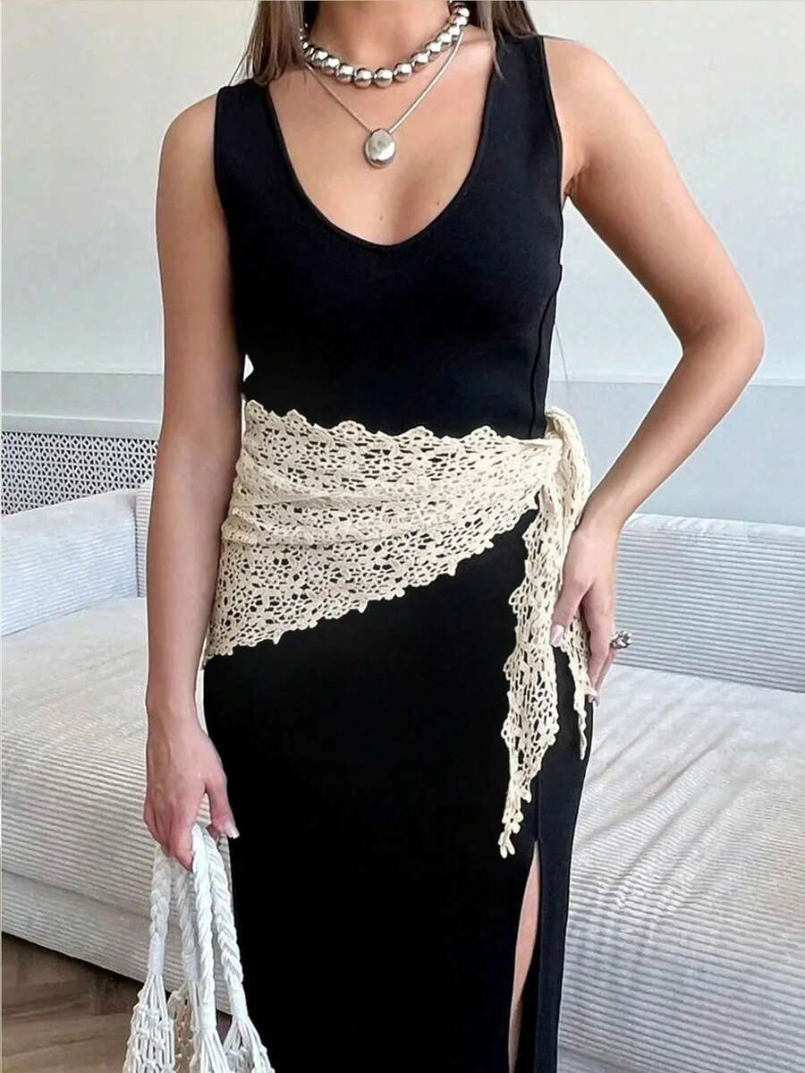 SHEIN وشاح رأس من الدانتيل المزهر خفيف الوزن وقابل للتنفس