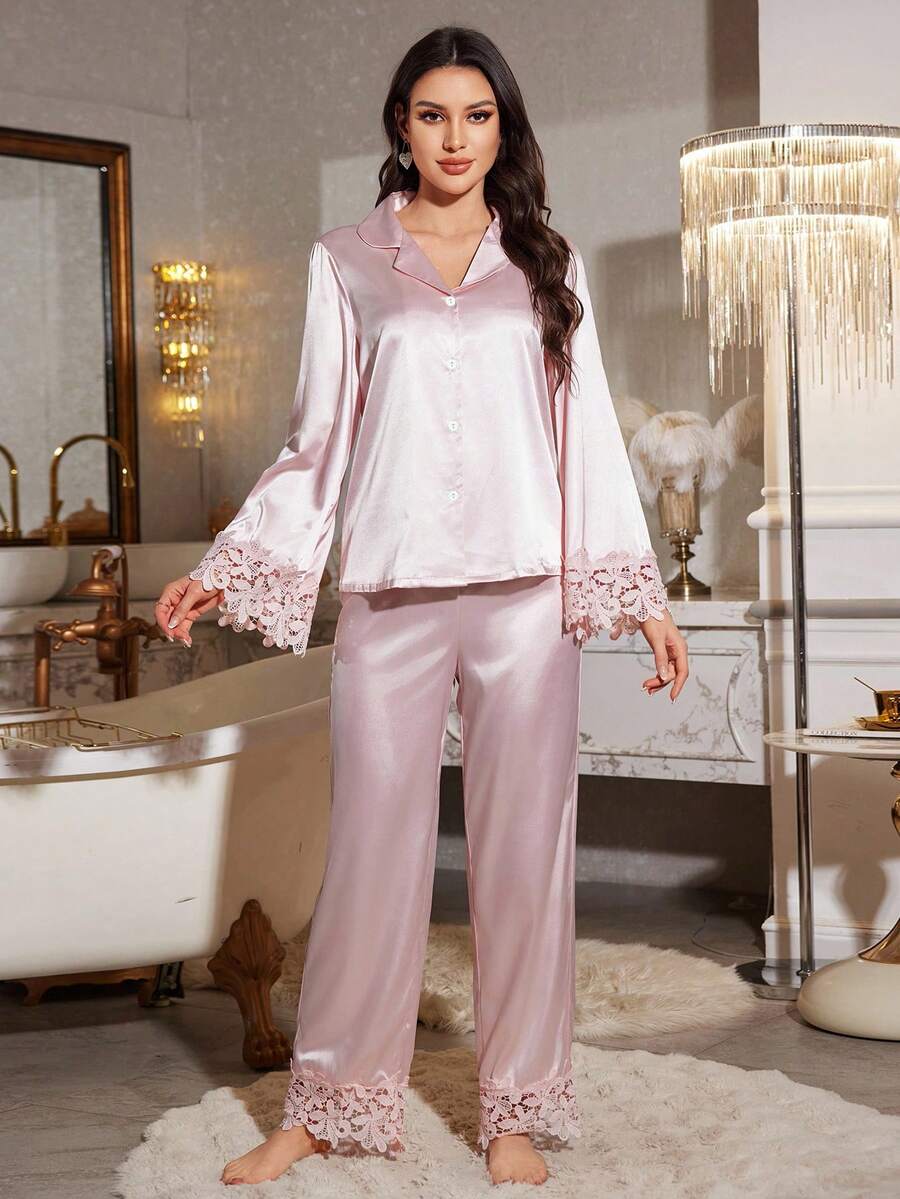 SHEIN طقم بيجامة قطعتين مزين بدانتيل