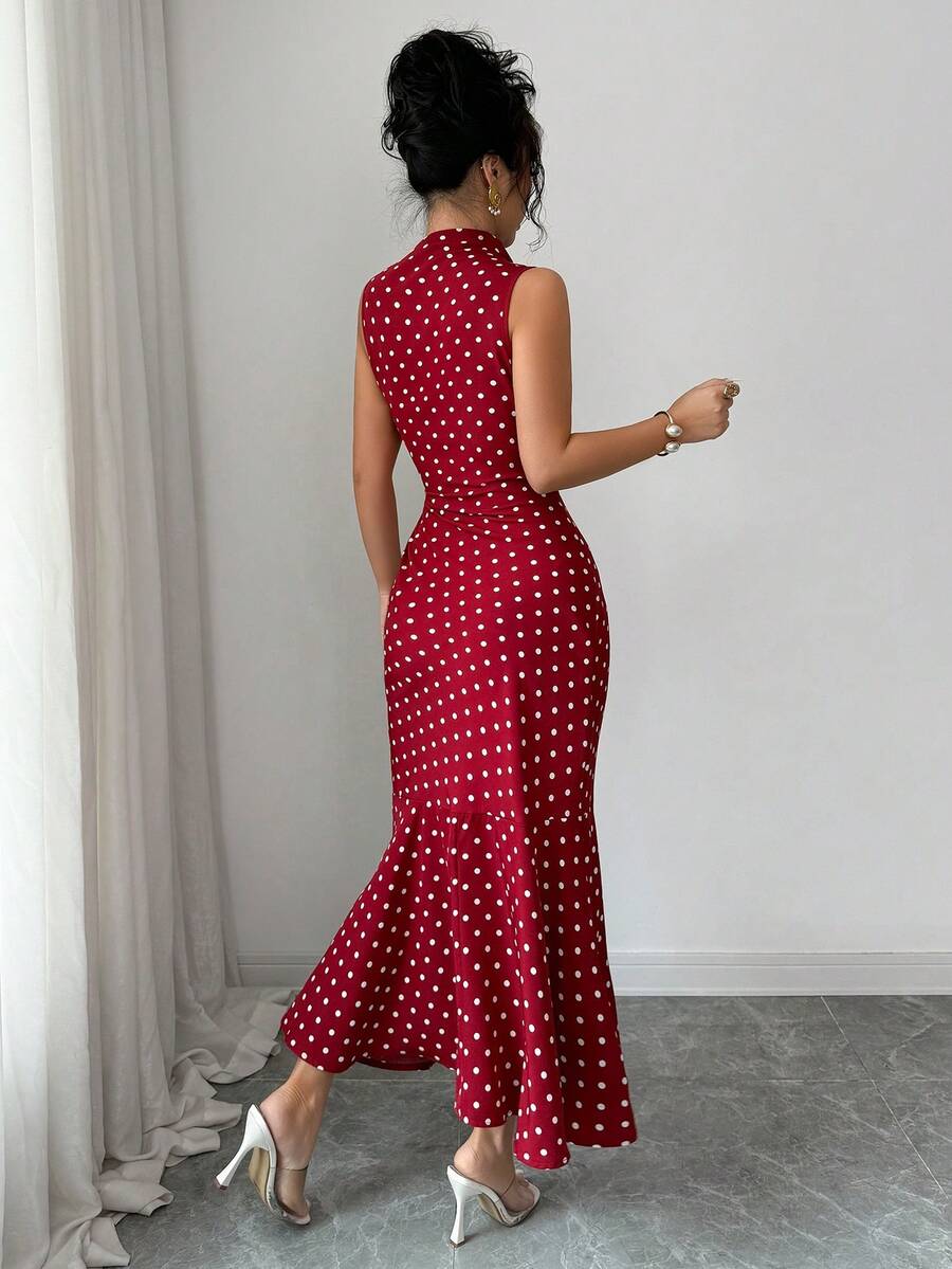 SHEIN Rafferiza فستان أحمر ضيق بخصر مشدود بنقشة نقاط