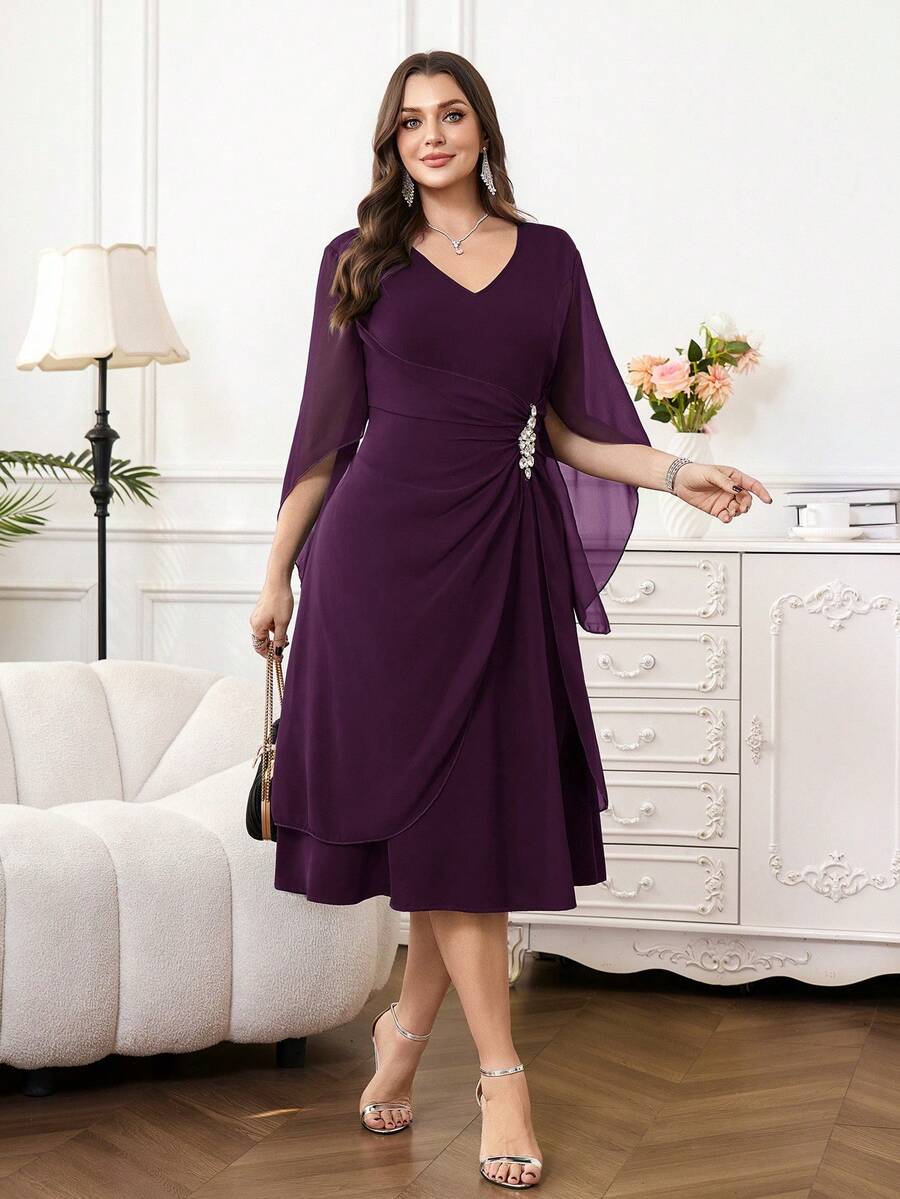 SHEIN Reflora فستان سادة للمقاسات الكبيرة بلون أرجواني