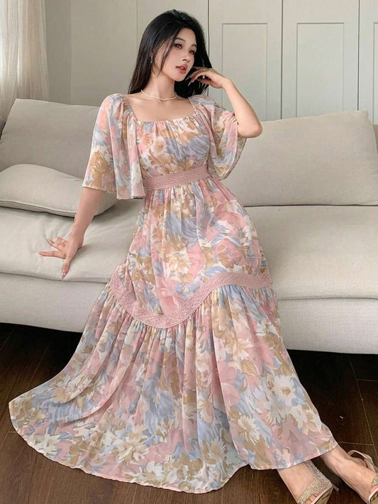 SHEIN DAZY فستان دانتيل كامل بطبعة أزهار بلون وردي فاتح