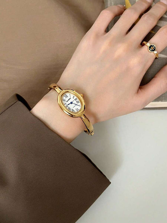 SHEIN ساعة نسائية بتصميم سوار بأرقام رومانية طراز بريطاني