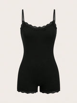 SHEIN PETITE رومبير قطني قصير بحمالات وتطريز دانتيل