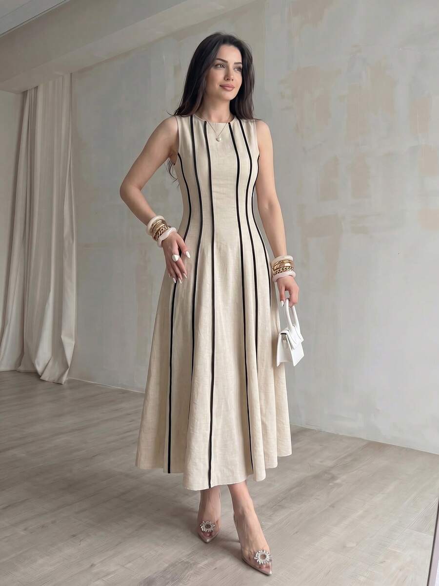SHEIN MODELYN فستان أنيق بخصر ضيق وتباين ألوان بدون أكمام