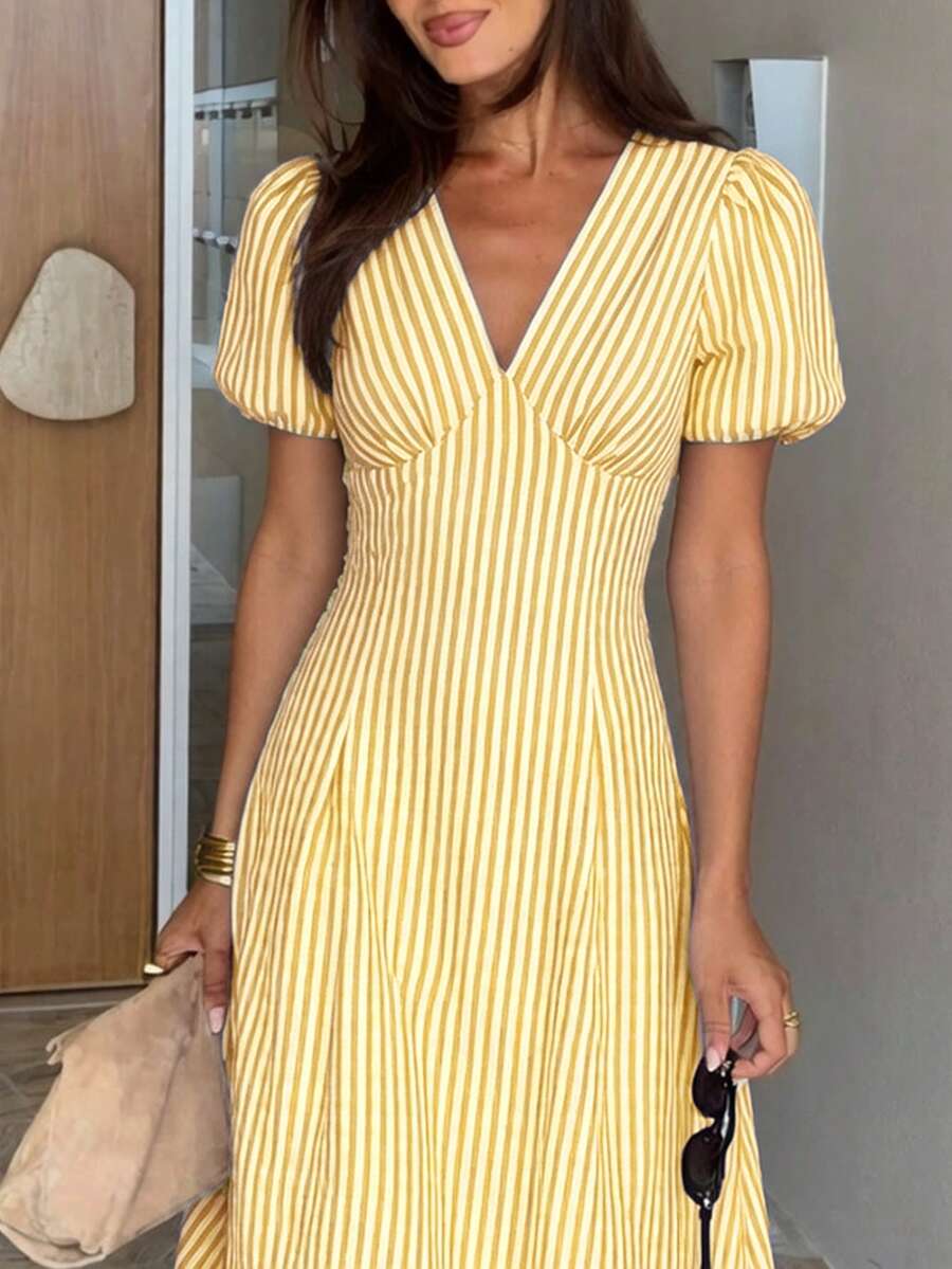 SHEIN Siren Gaze فستان أصفر متوسط الطول مخطط أنيق