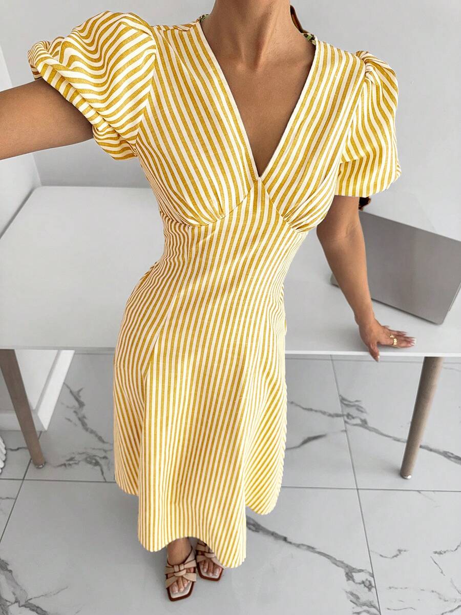SHEIN Siren Gaze فستان أصفر متوسط الطول مخطط أنيق