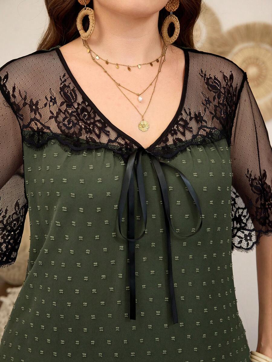 SHEIN Lacomfia فستان أخضر للمقاس كبير بنسيج من الجاكار مزين بربطة فيونكة