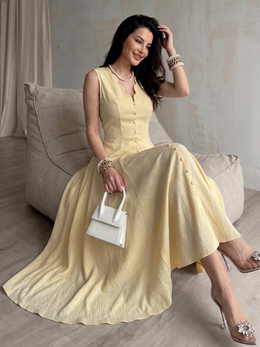 SHEIN MODELYN فستان أصفر بلا أكمام بخصر مربوط وأزرار أمامية