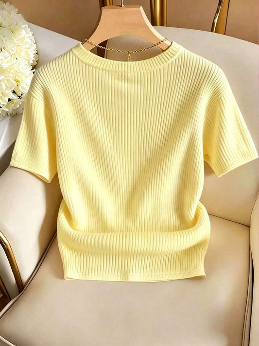 SHEIN Franclia تي شيرت أصفر بياقة دائرية بتصميم بسيط وعصري