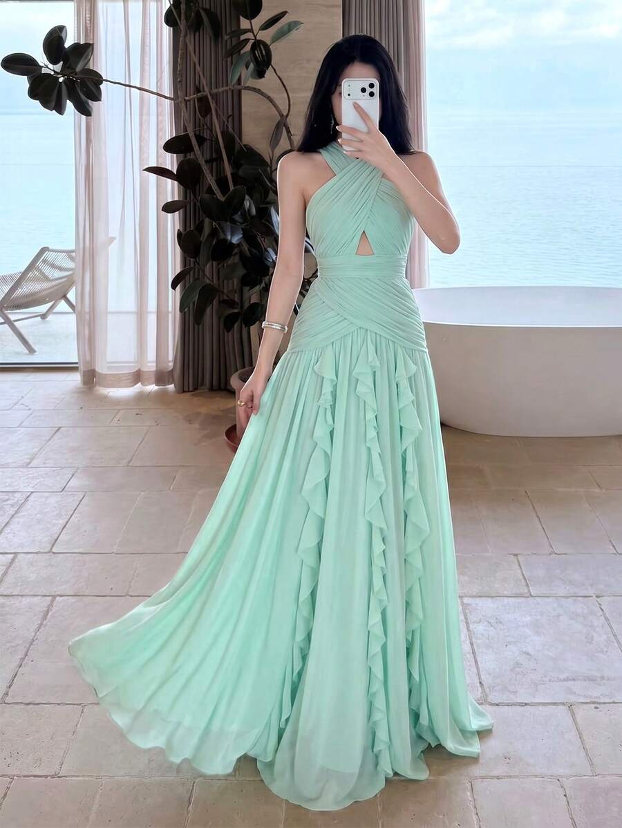 SHEIN فستان متعدد الطبقات مكشكش بترتر وتصميم مفرغ