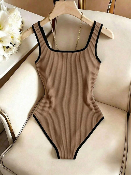 SHEIN Franclia بوديسوت محبوك برقبة مربعة وخصر ضيق باللون الكاكي
