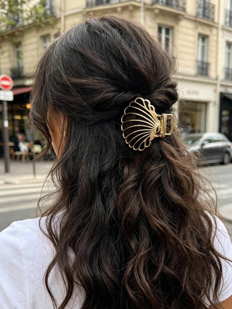 SHEIN مشبك شعر ذهبي بتصميم كائنات بحرية