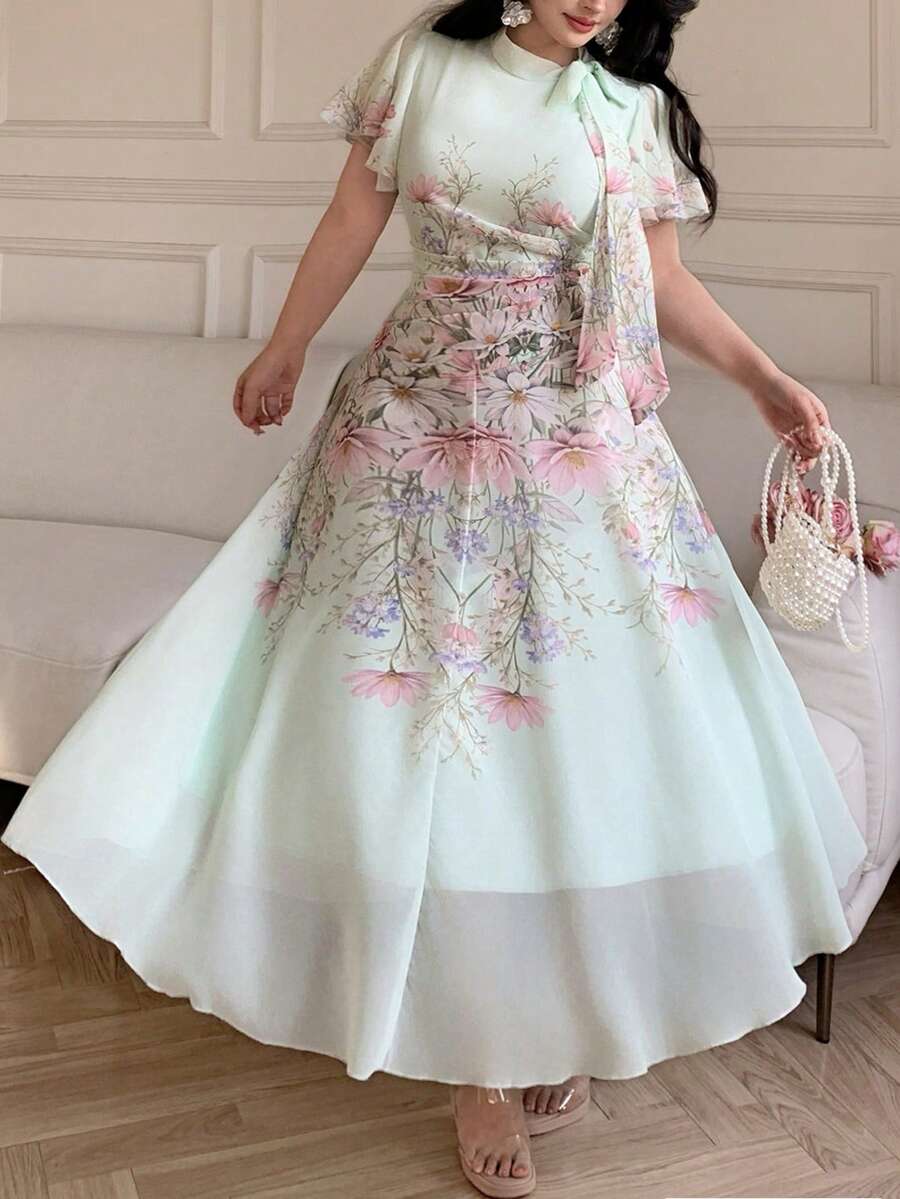 SHEIN Modelyn فستان أخضر بطبعة مطوية وخصر مربوط