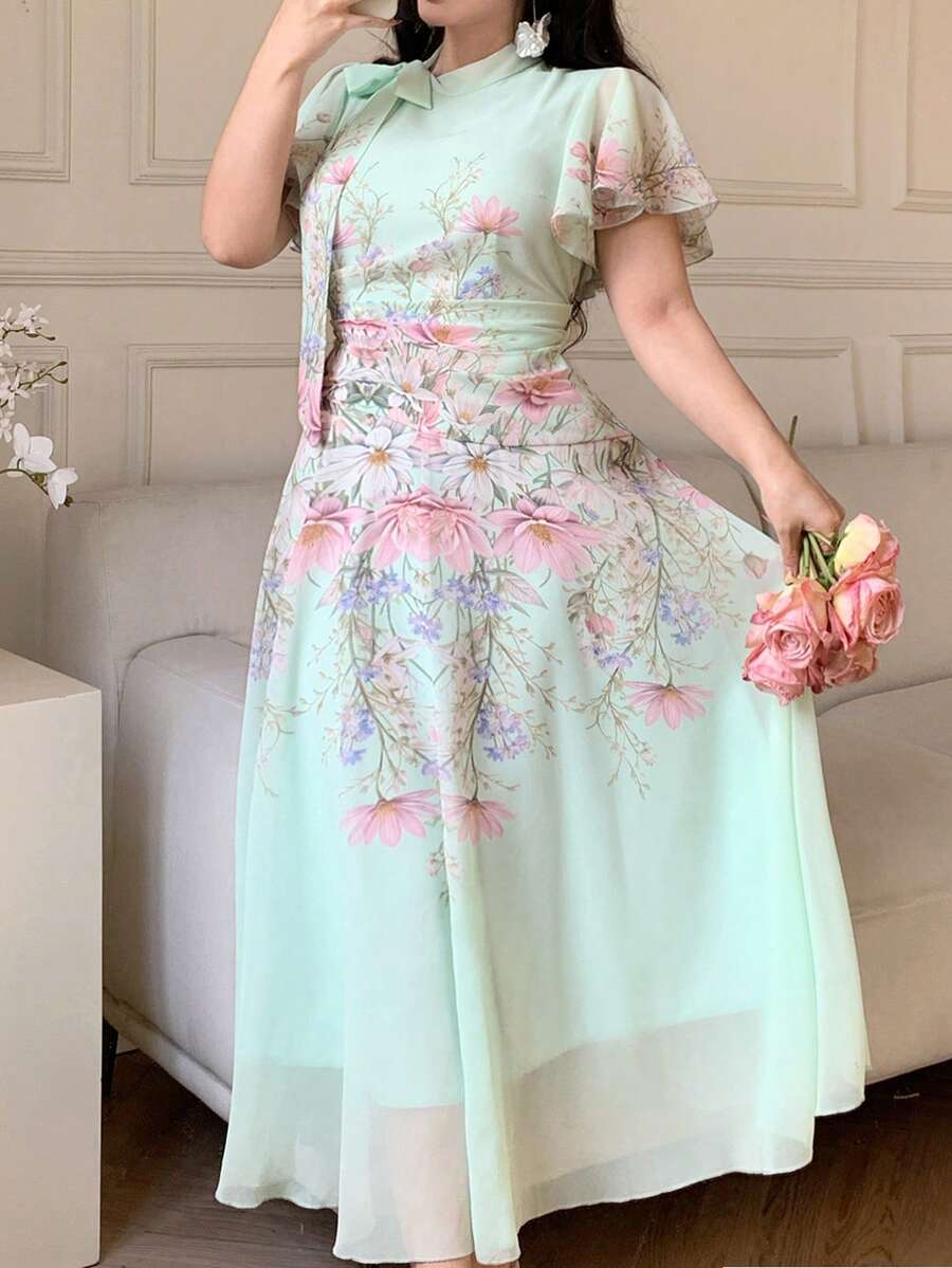 SHEIN Modelyn فستان أخضر بطبعة مطوية وخصر مربوط