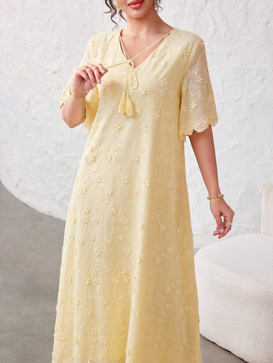 SHEIN Yasmyna فستان أصفر مطرز بأكمام قصيرة شفافة