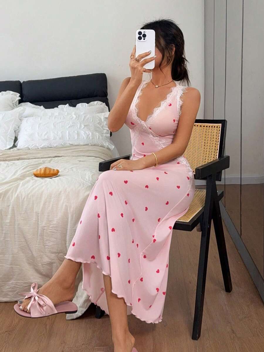 SHEIN Napfluff فستان نوم من الدانتيل الفاخر بلون وردي فاتح