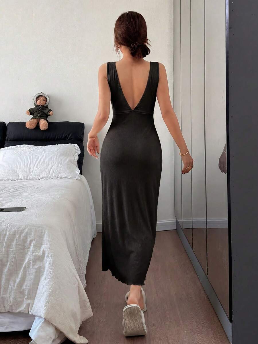SHEIN Napfluff فستان نوم أسود طويل بظهر مفتوح مزين بالدانتيل