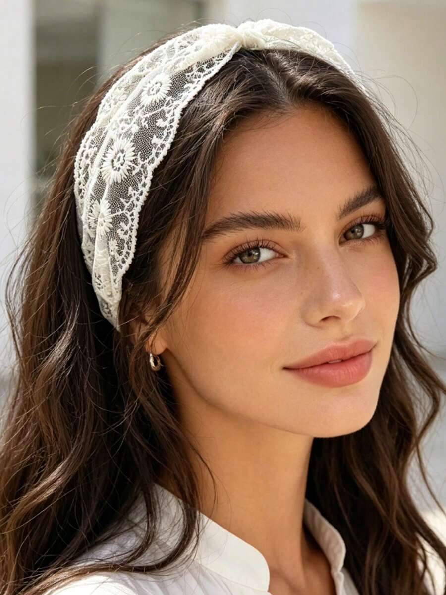 SHEIN شريط رأس دانتيل عريض مطرز بتصميم بوهو أنيق