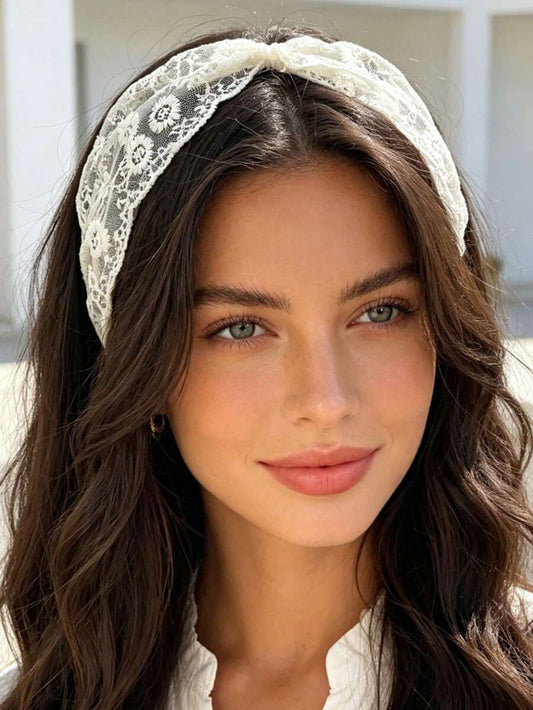 SHEIN شريط رأس دانتيل عريض مطرز بتصميم بوهو أنيق