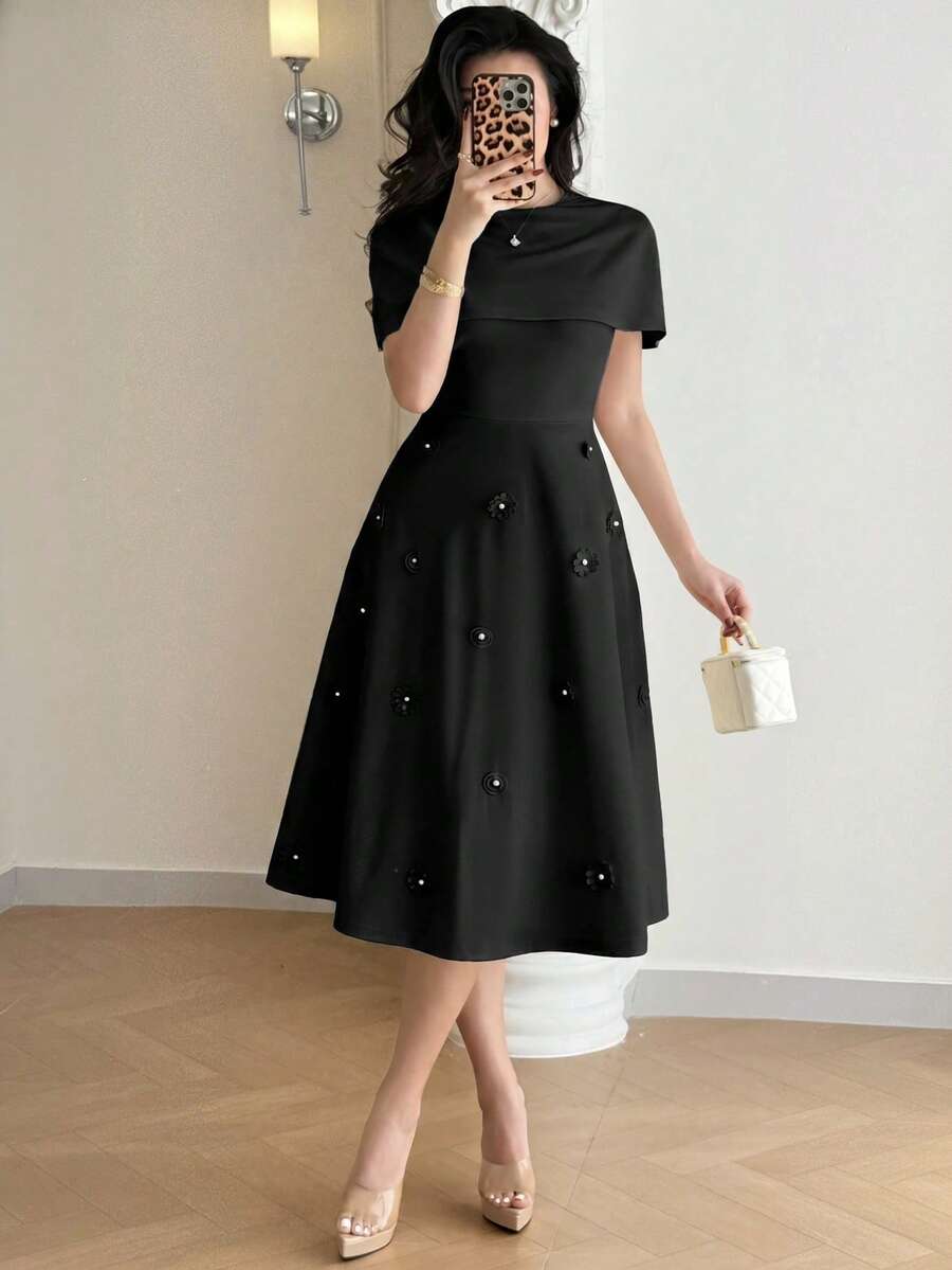 SHEIN Feyla فستان أسود قصير أنيق مزين باللؤلؤ
