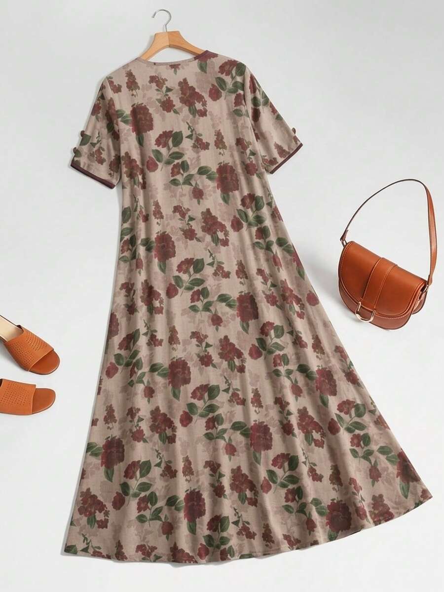 SHEIN Al Najma فستان بطبعة زهرية وأزرار أمامية وأكمام قصيرة
