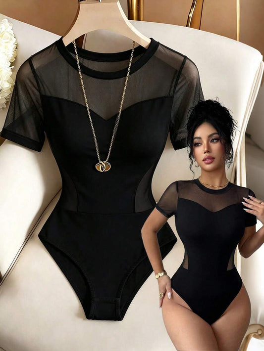 SHEIN Elenzga بادي أسود بتصميم شبكي بقصة ضيقة ورقبة دائرية بأكمام قصيرة