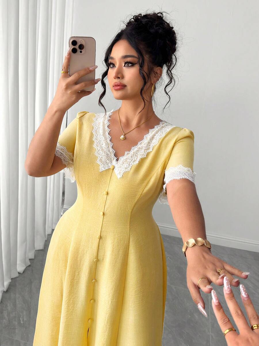 SHEIN Elenzga فستان أصفر للمقاسات الكبيرة مزين بالدانتيل وشريط خصر