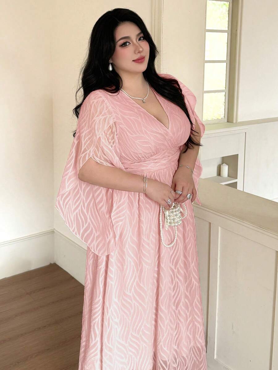 SHEIN Vibekara فستان وردي من قماش الجاكارد بأكمام قصيرة مكسرة