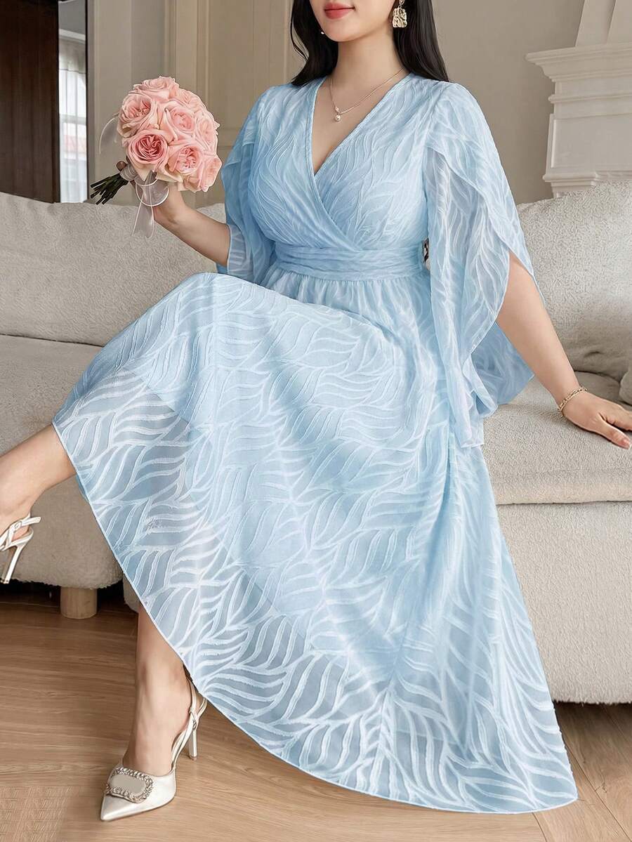 SHEIN Vibekara فستان جاكارد أزرق كاجوال بأكمام قصيرة مكسرة وتنورة