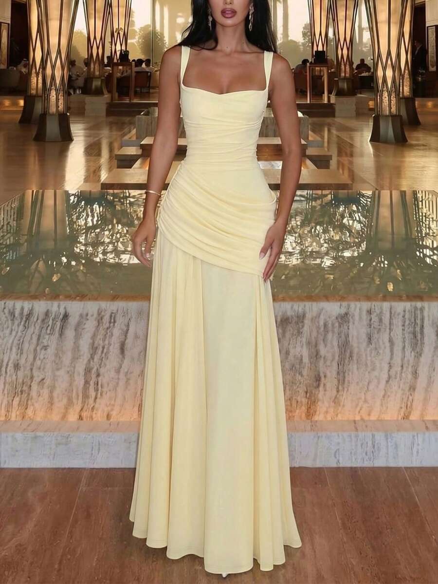 SHEIN فستان أصفر فاتح بخصر عالي وتصميم ضيق بياقة مربعة وطيات