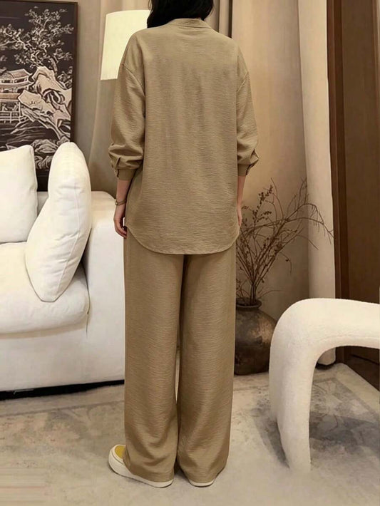 SHEIN طقم نسائي كاجوال قطعتين بلوزة بأزرار مع بنطال واسع