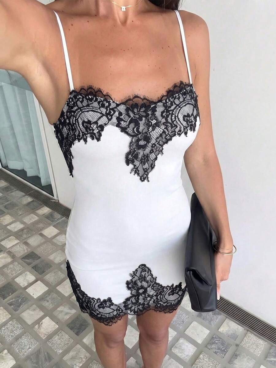SHEIN Firerie فستان قصير ضيق بحمالات رفيعة وتطريز