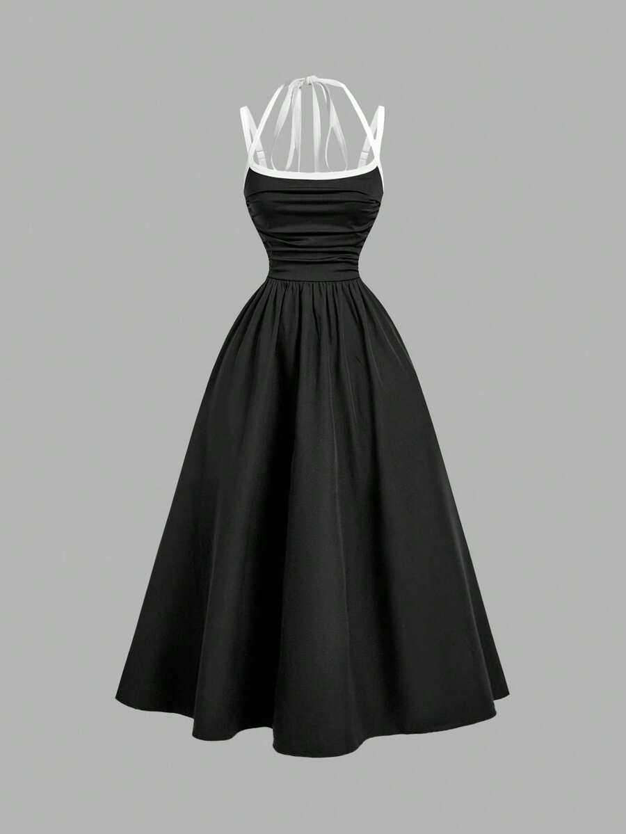 SHEIN MOD فستان أسود بتصميم كتل لونية وحمالات رفيعة