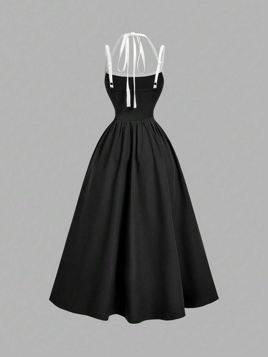 SHEIN MOD فستان أسود بتصميم كتل لونية وحمالات رفيعة