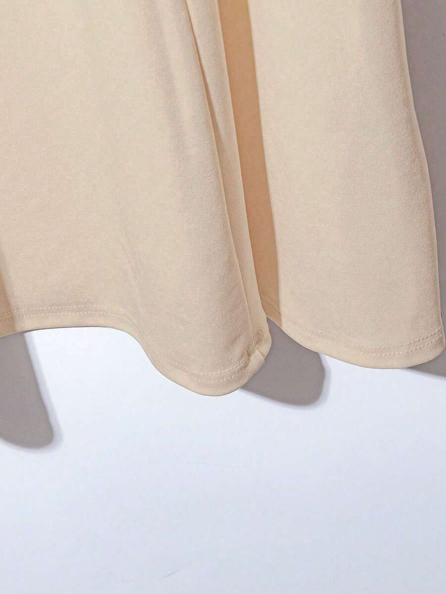 SHEIN Franclia فستان محبوك بياقة دائرية وأكمام قصيرة بلون مشمشي