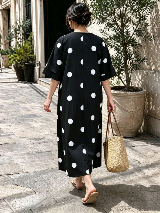 SHEIN Lacomfia فستان أسود فضفاض بطبعة بولكا للمقاسات كبيرة