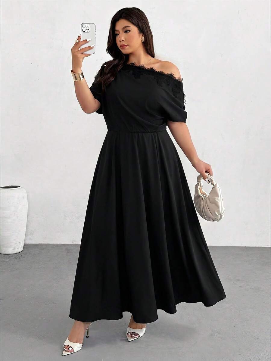 SHEIN Firerie فستان أسود للمقاسات الكبيرة مكشوف الكتف مزين بالدانتيل