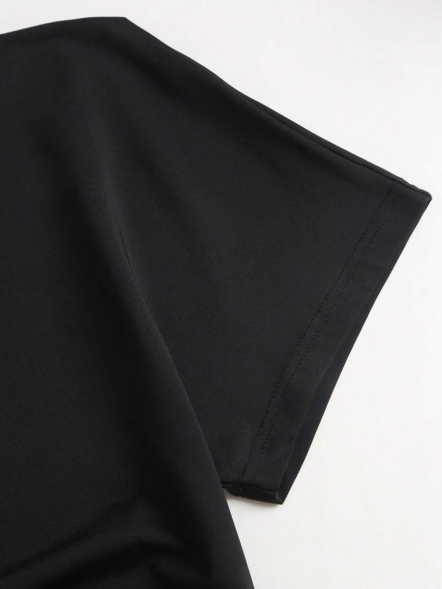 SHEIN Sweetra تي شيرت أسود بياقة كتف غير متماثلة بحافة دانتيل وخصر مطوي