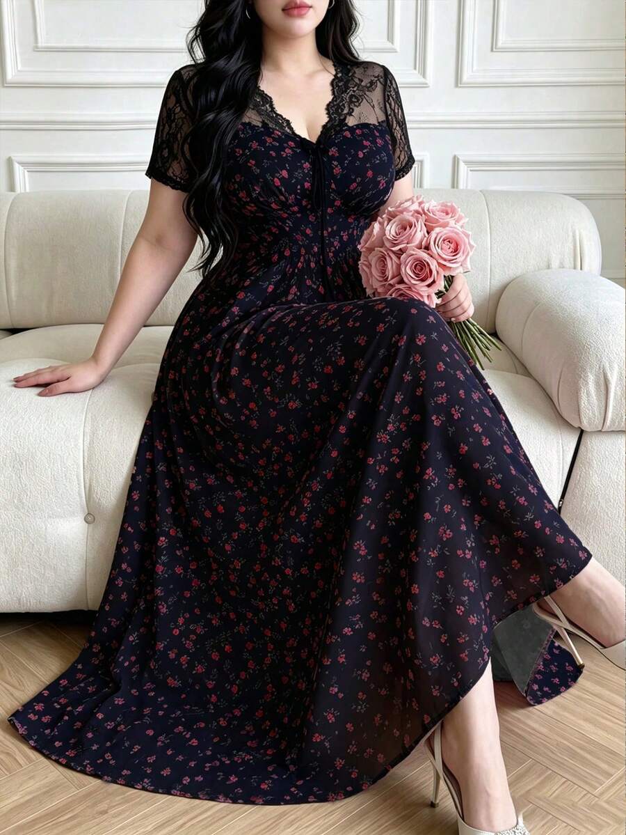 SHEIN Vibekara فستان أسود للمقاس الكبير برقع دانتيل زهري وأكمام قصيرة
