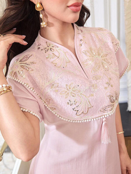 SHEIN Yasmyna فستان عربي وردي مطرز بالترتر بقصة خصر محددة
