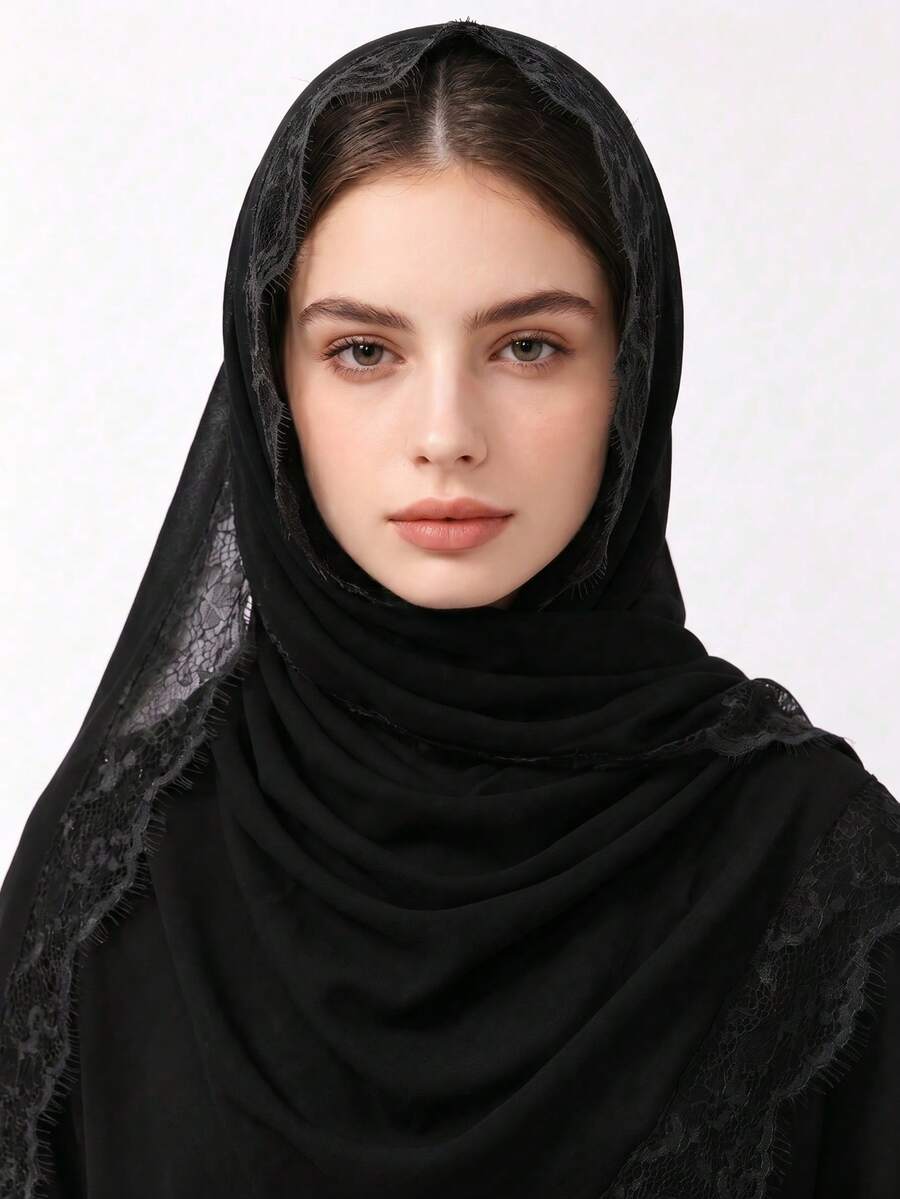 SHEIN حجاب نسائي من الشيفون بلون أسود بحافة دانتيل ورموش