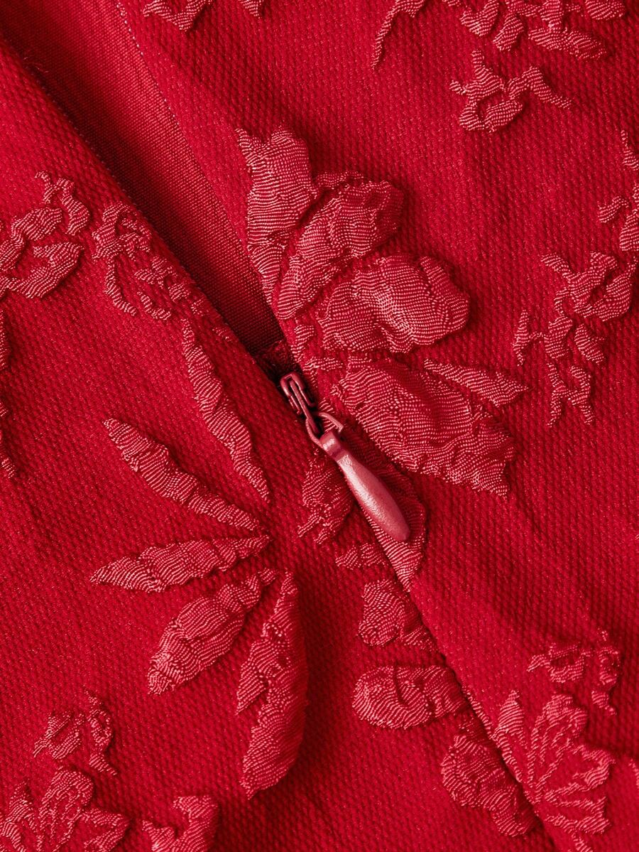SHEIN MOD فستان أحمر جاكار مطوي بحمالات رفيعة وخصر مشدود
