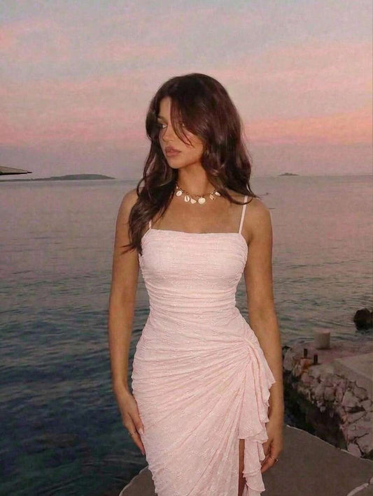 SHEIN MOD فستان ميدي وردي بحمالات رفيعة وكشكشة مع تفاصيل جانبية مطوية