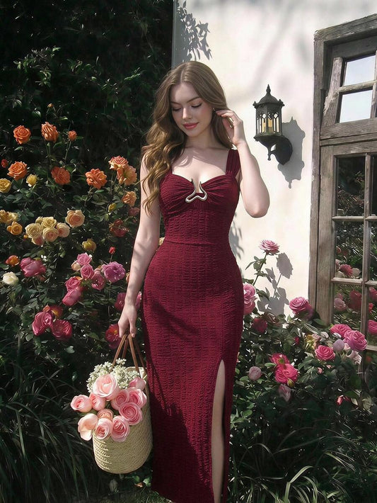 SHEIN MOD فستان عنابي بفتحة جانبية وإبزيم معدني