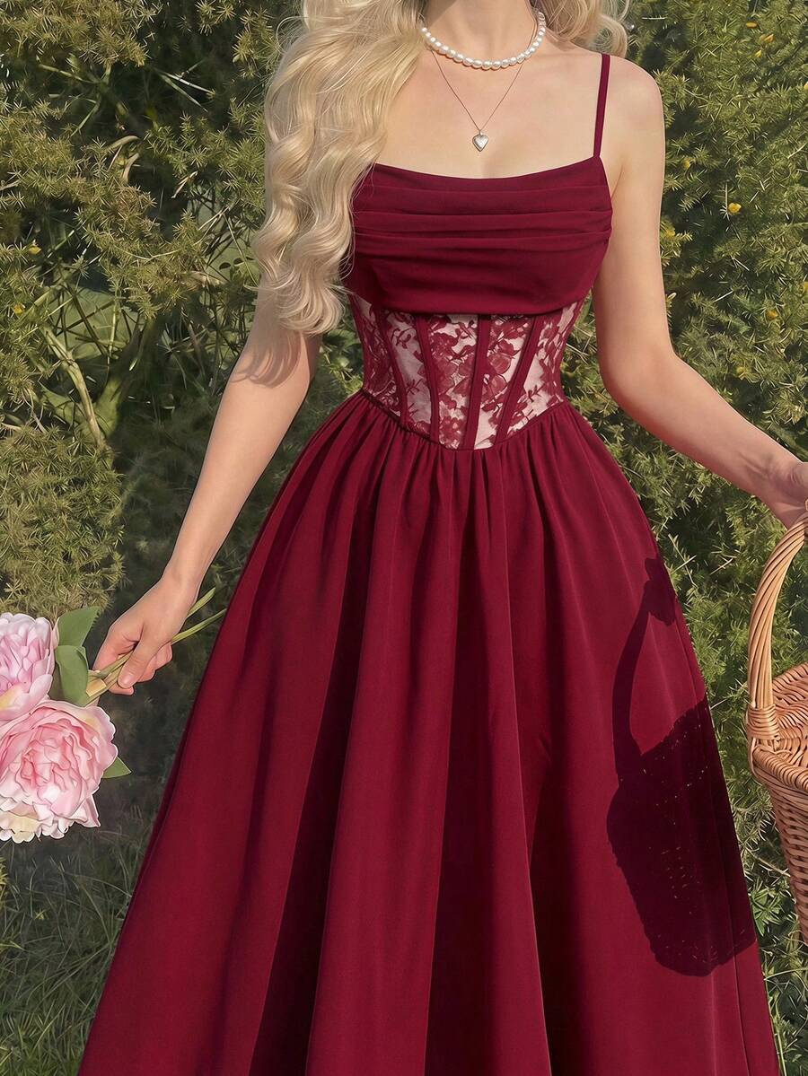 SHEIN MOD فستان عنابي بحمالات رفيعة وخصر مزين بالدانتيل المكشكش