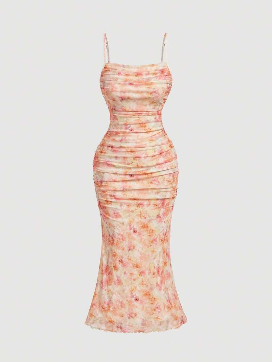 SHEIN MOD فستان كاميسول بطبعة زهور وكسرات وخصر مشدود