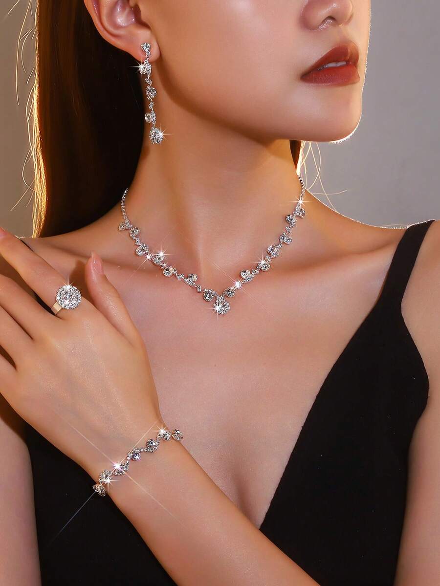 SHEIN طقم مجوهرات 4 قطع قلادة وأقراط وسوار وخاتم مرصعة بالراينستون