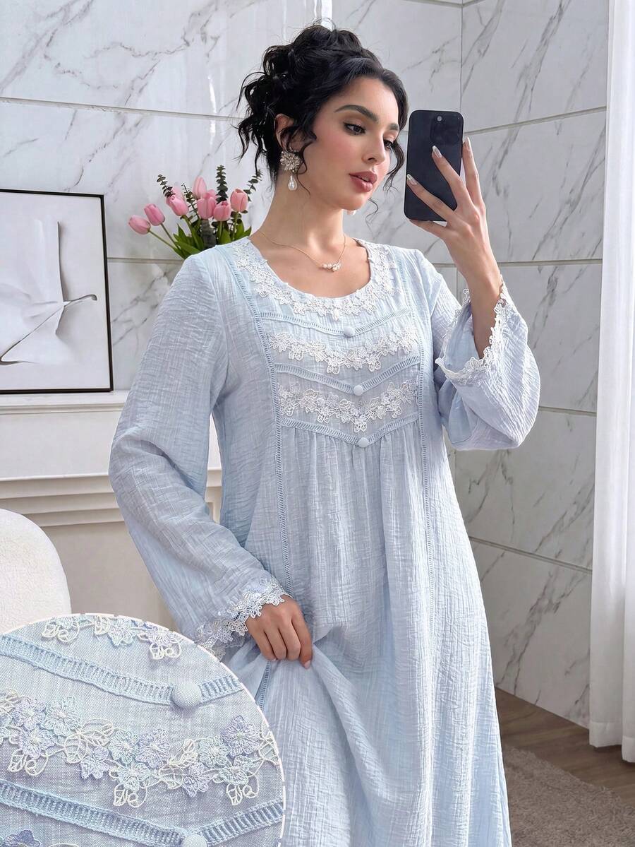 SHEIN Al Najma فستان عربي أزرق كاجوال بحواف دانتيل وكسرات